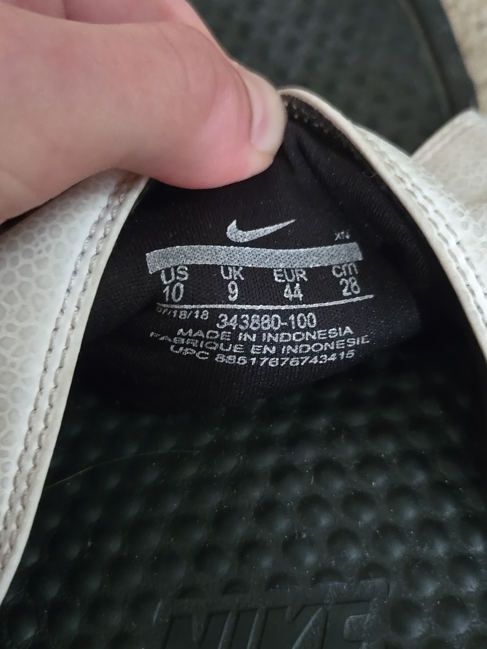 Nike Benassi Slides Shoes Men Size 12 Black White Comfort Sandals Slip On Swoosh - Picture 8 of 12